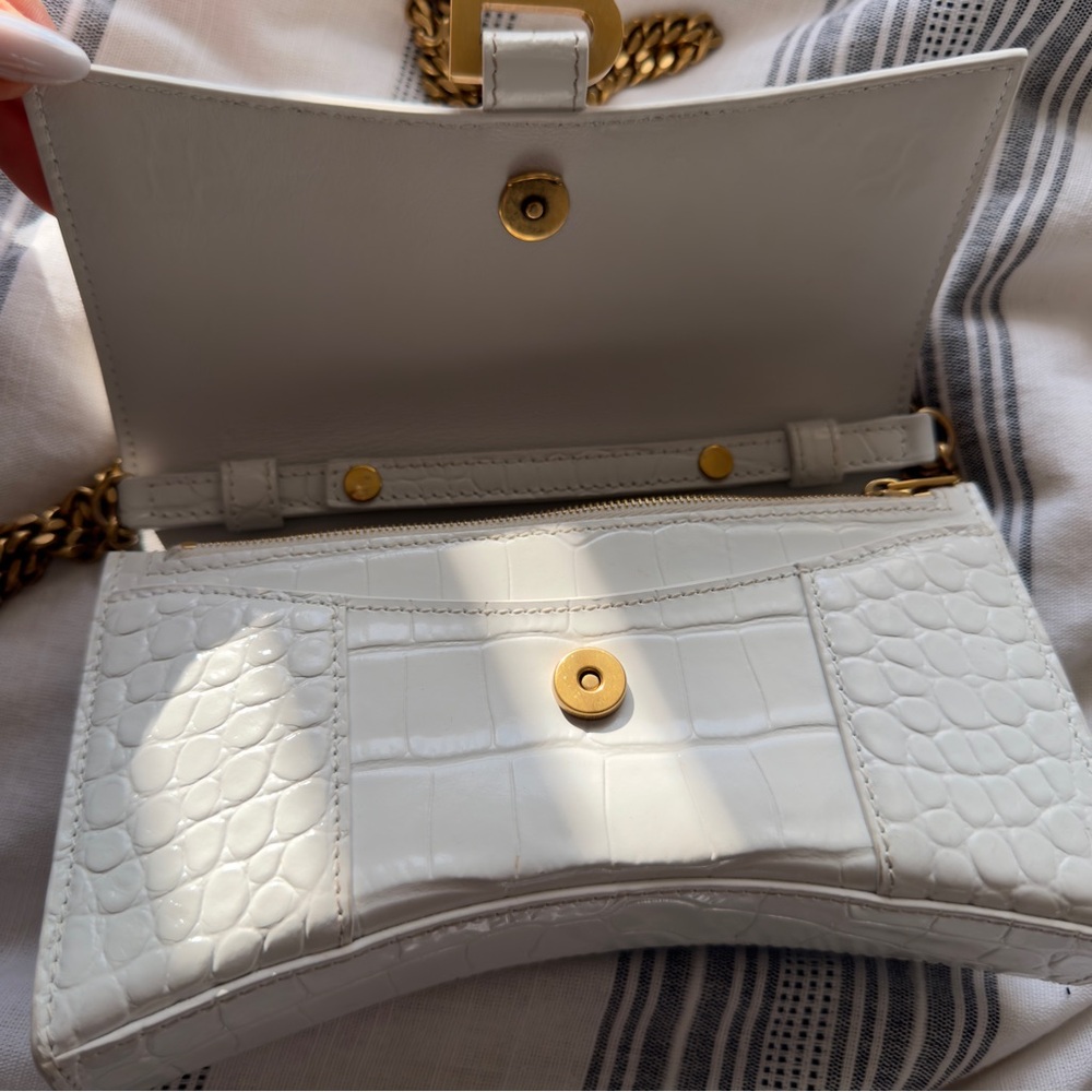 Balenciaga Hourglass Small Croc-Embossed bag - Picture 7 of 10